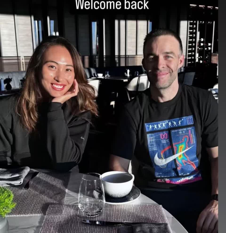 半岛体育官网-阿扎伦卡遭遇二十连败，TL教练面临压力！-半岛体育官网